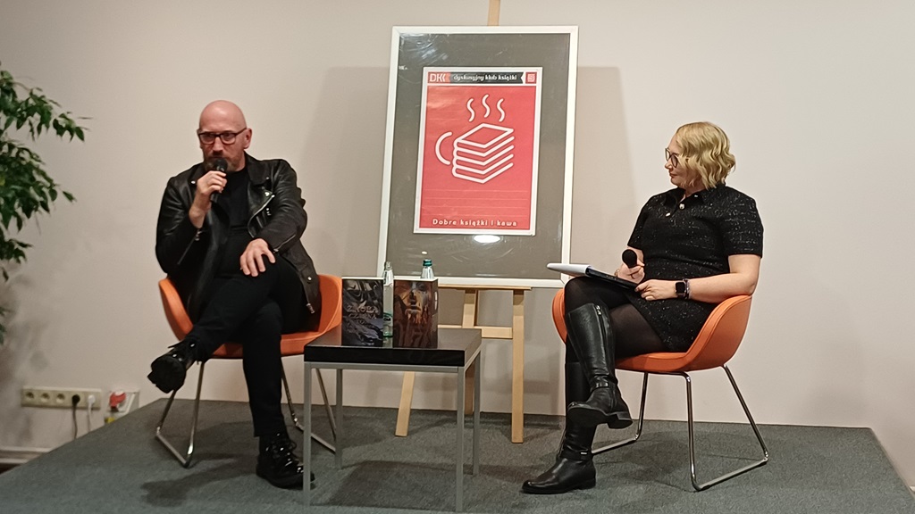 Robert Małecki i prowadząca